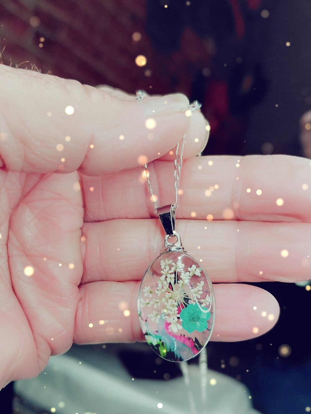 Resin Pendant Necklace - Picture 3 of 6